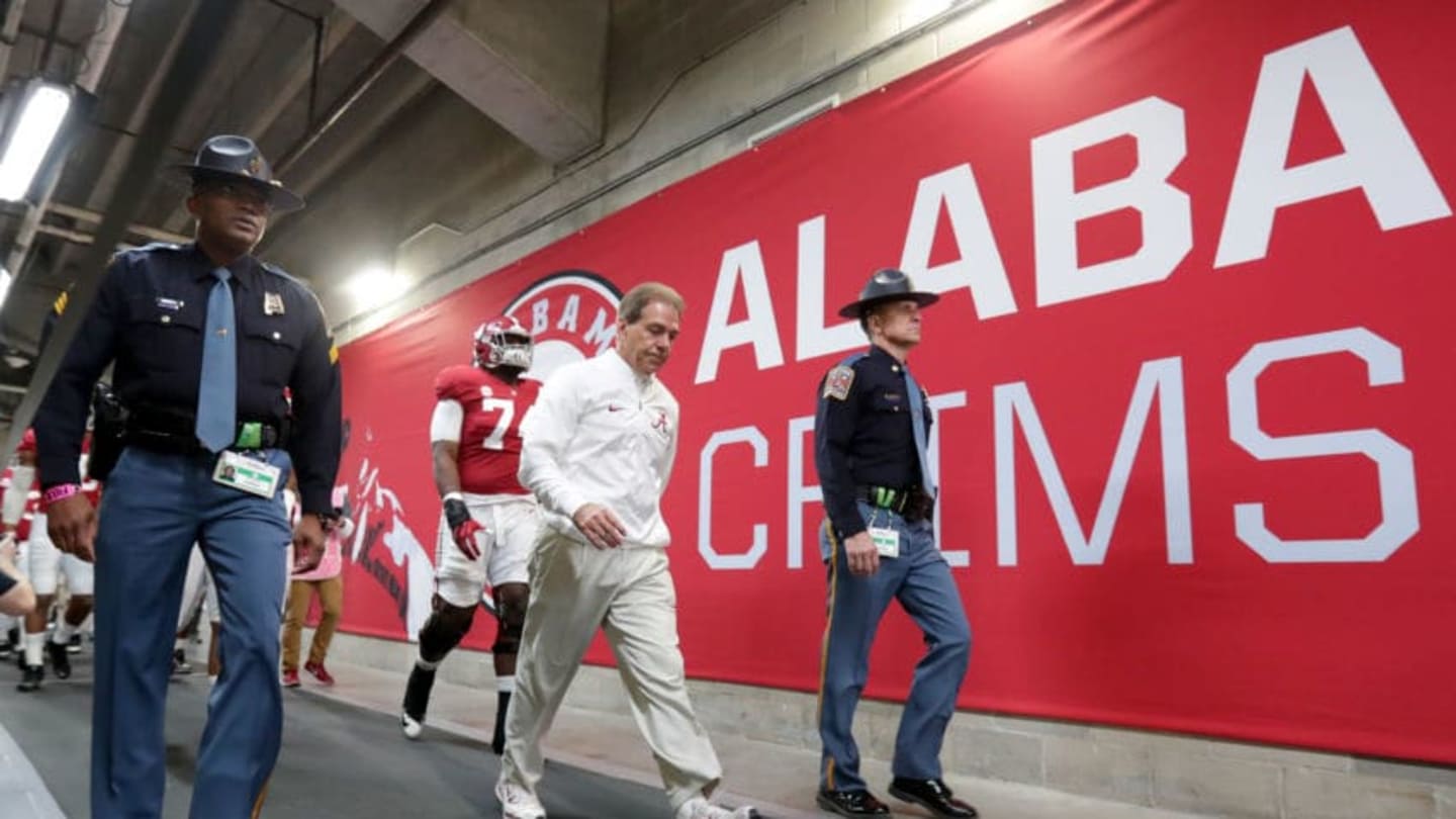 Alabama Football: A Season of Dominance and Transition